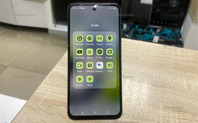 Tecno SPARK Go 1 3/64