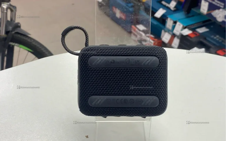 Колонка  JBL GO 4