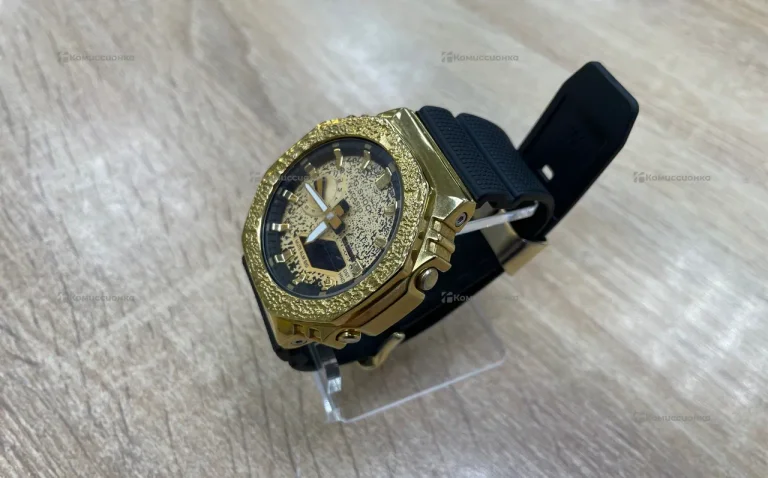 Часы Casio G-Shock GM2100
