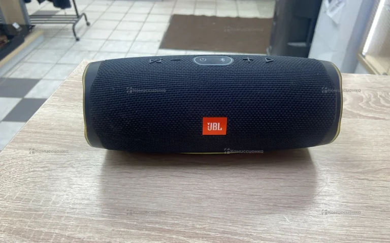 Колонка JBL Charge 4