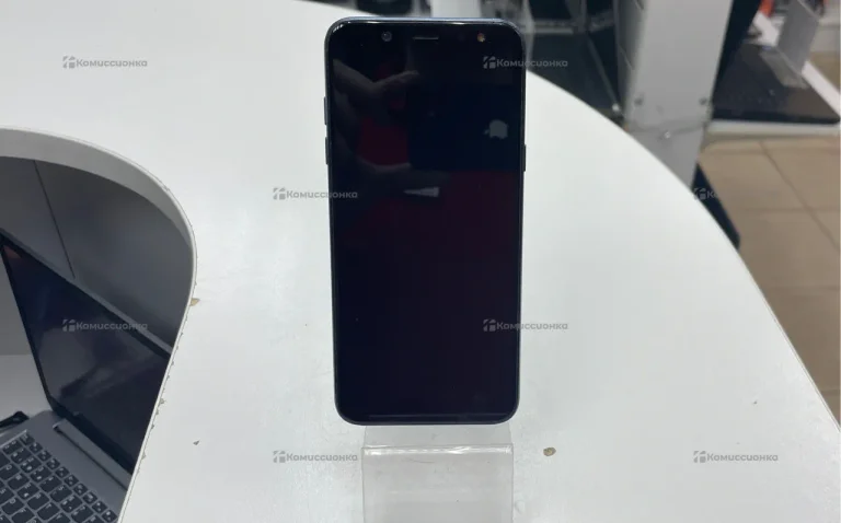 Samsung Galaxy A6 (2018) 3/32 ГБ