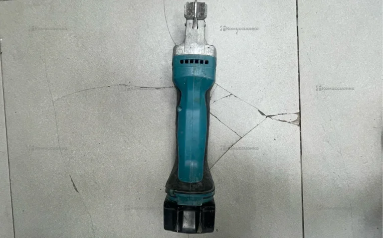Ножницы по металлу Makita BJS 161
