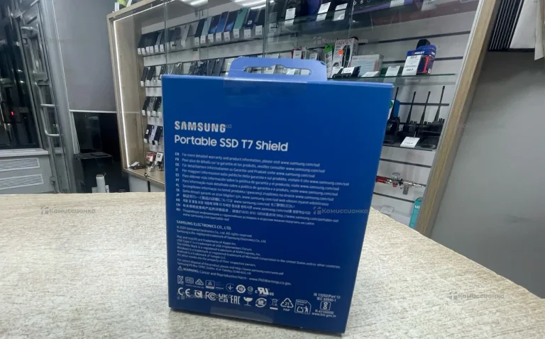 Жесткий диск Samsung SSD 1TB T7 Shield