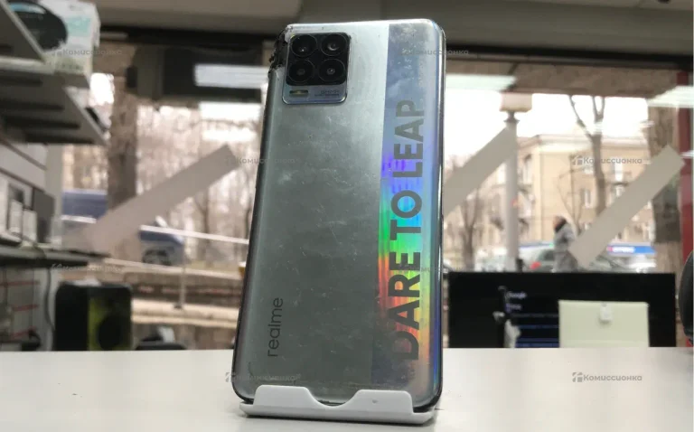 Realme 8 6/128 ГБ