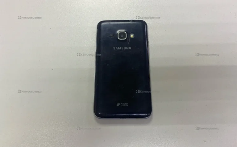 Samsung Galaxy J1 (2016) 4G 1/8 ГБ