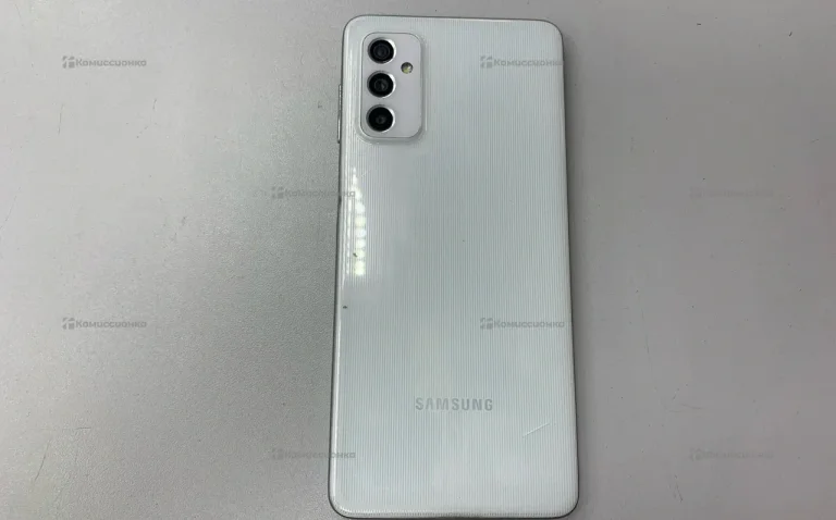 Samsung Galaxy M52 5G 6/128 ГБ