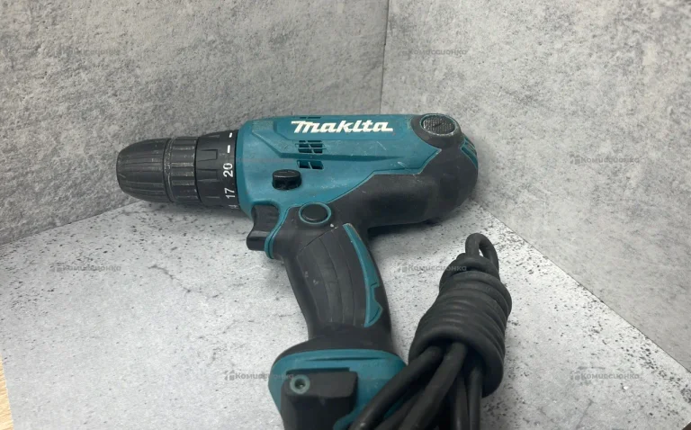 Сетевая дрель-шуруповерт Makita DF0300