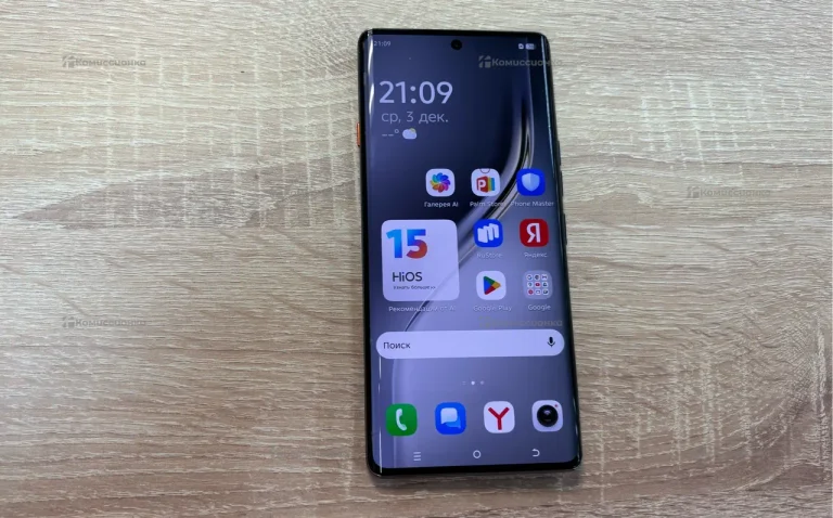 Tecno Camon 40 Pro 8/256 ГБ