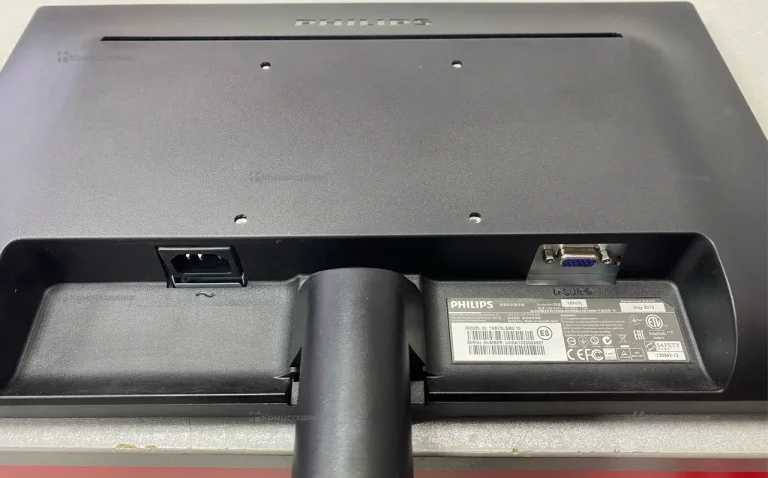 Монитор Philips 193V5LSB2