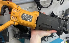 Сабельная пила DEKO DKRS1000