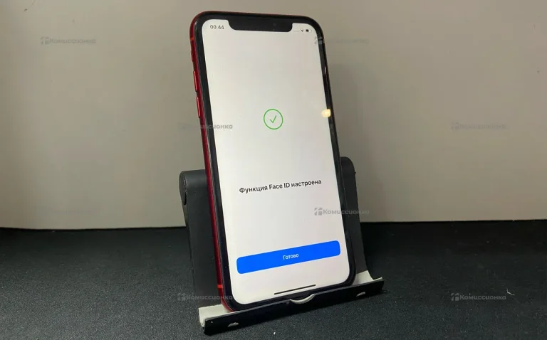 Apple iPhone XR 3/128 ГБ