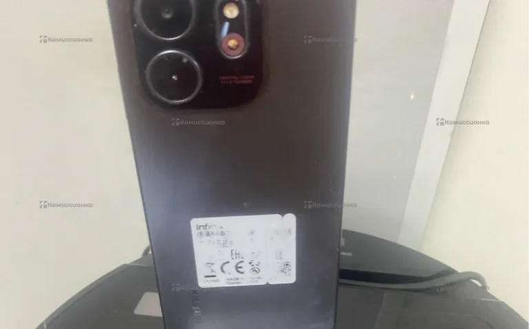 Infinix smart 9 3/128 Гб