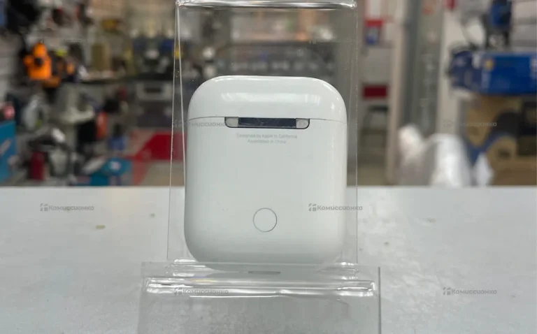Наушники AirPods