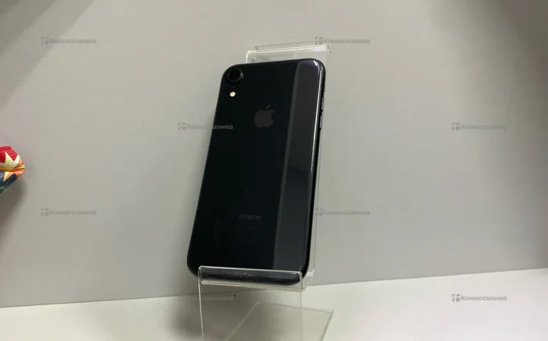 Apple iPhone XR 3/64 ГБ