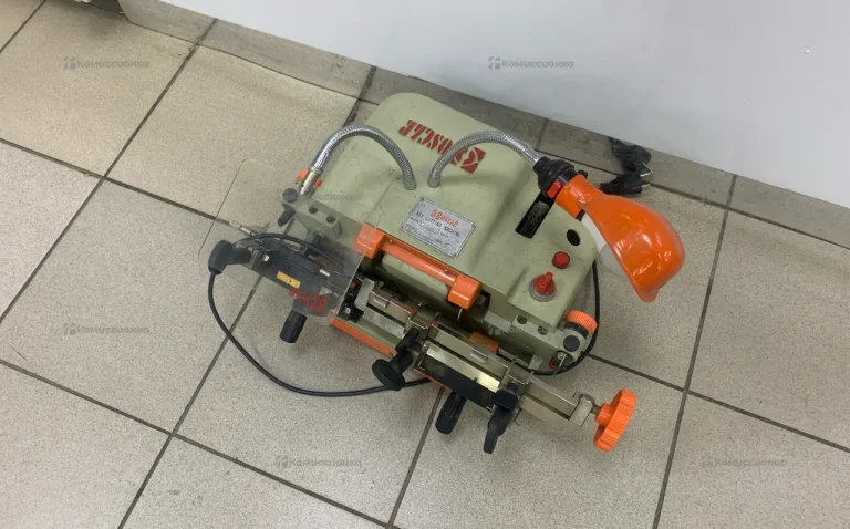 Универсальный станок Oskar 2009е