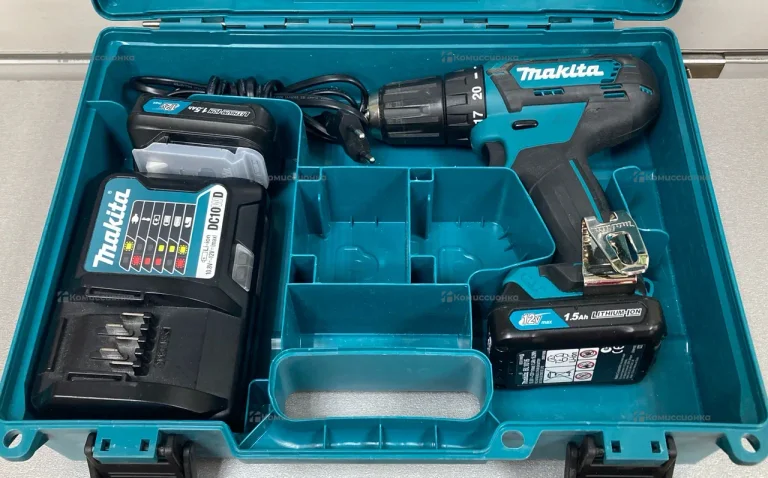 Дрель шуруповерт Makita DF333D