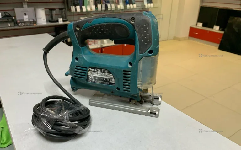 Электролобзик makita 4329