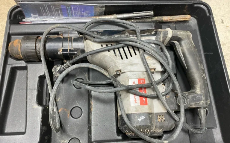 Перфоратор Интерскол П-45/1400ЭВ