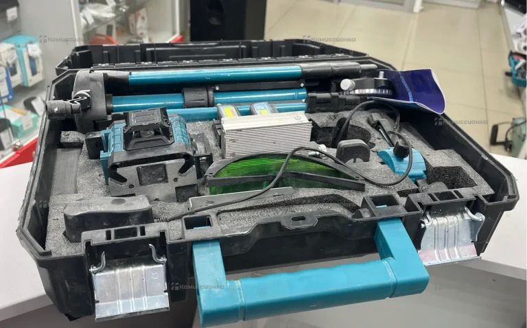 Лазерный уровень Bosch Replica