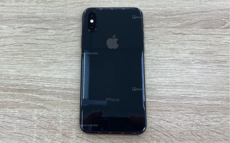 Apple iPhone XS 4/64 ГБ