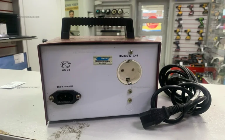 Стабилизатор напряжений Вольт ЭМКН-500ВА