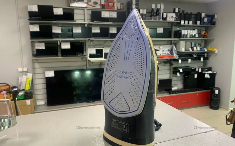 Утюг DEXP CE2600SW