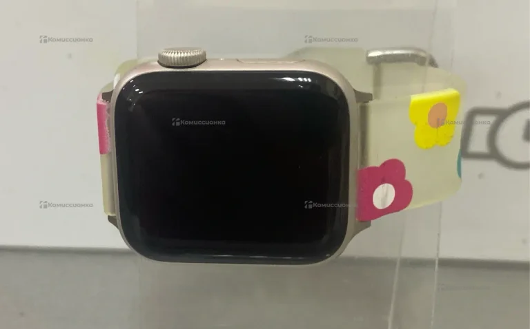 Часы  Apple Watch SE 2 2024