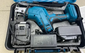 Сабельная пила Makita АКБ синий кейс