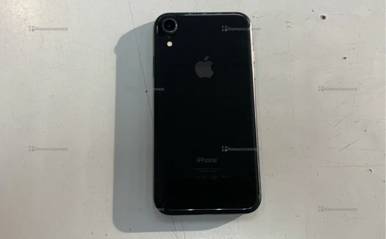 Apple iPhone XR 3/64 ГБ