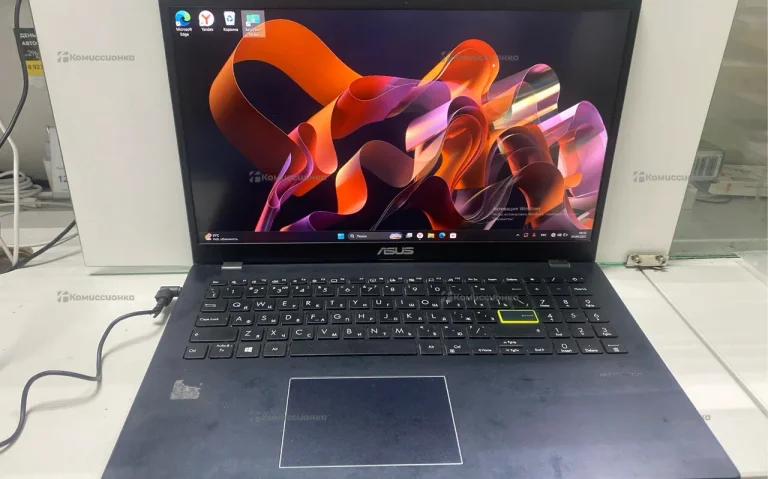 Ноутбук Asus E510M