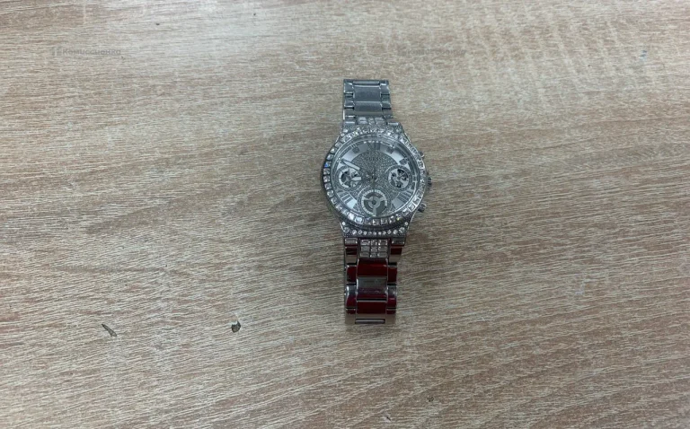 Часы Guess GW0320L1
