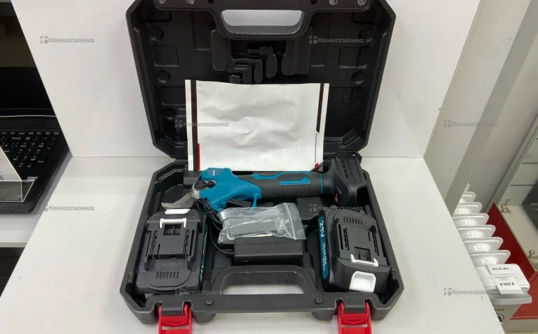 Аккумуляторный Секатор Makita