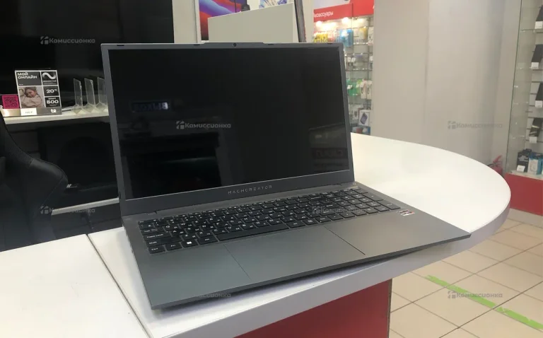 Ноутбук  Machreator Cosmos R17