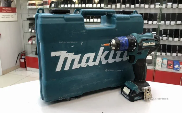 Дрель шуруповерт Makita DF333D