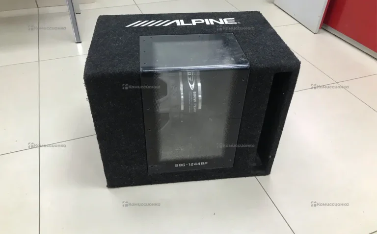 Сабвуфер  Alpine SBG-1244BR