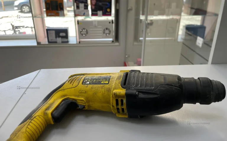 Перфоратор STANLEY SHR263