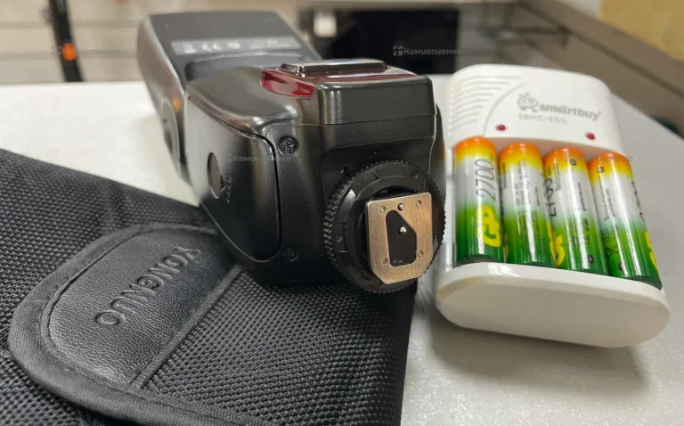 Вспышка Yongnuo YN560 III