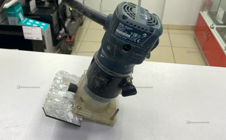 фрезер Bosch GKF 550