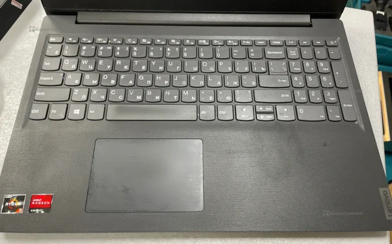 Ноутбук  Lenovo 82C7