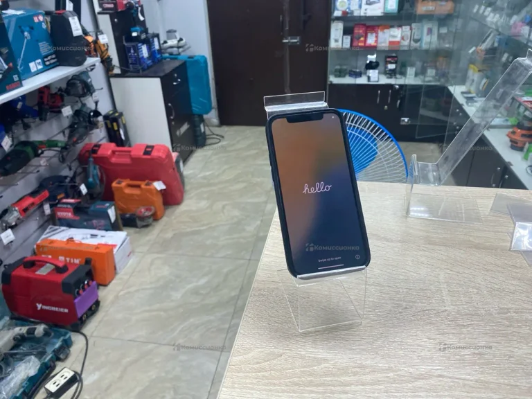 Apple iPhone 12 4/64 ГБ