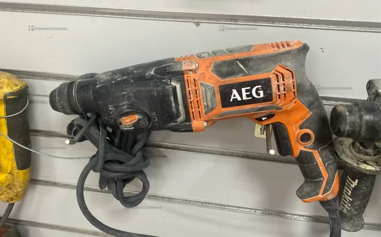 Перфоратор AEG KH 24 XE