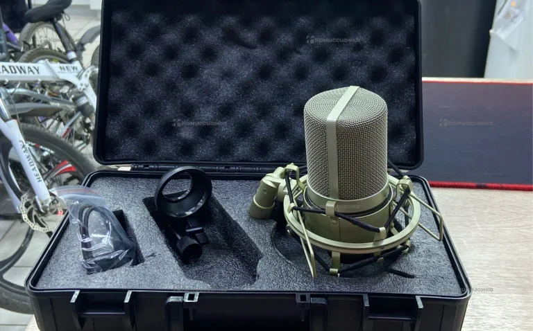 Студийный конденсаторный микрофон MXL-990