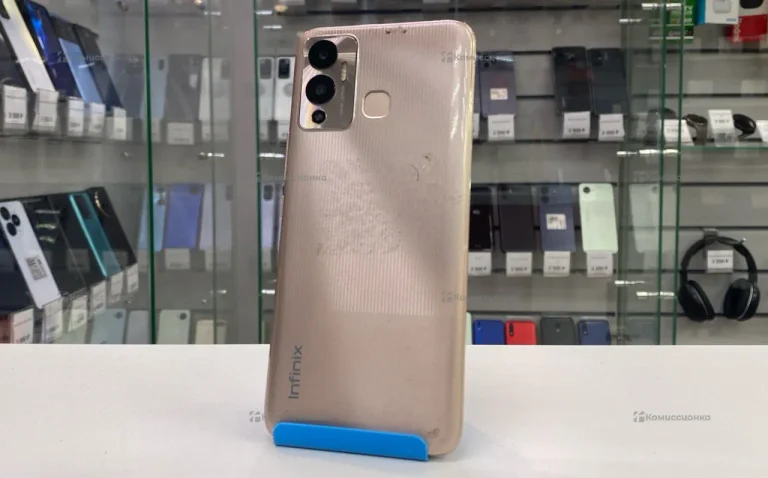 Infinix HOT 12 PLAY NFC 4/64Gb