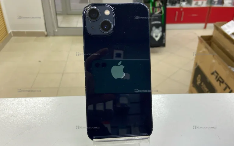 Apple iPhone 13 4/128 ГБ