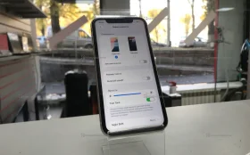 Apple iPhone 11 4/128 ГБ