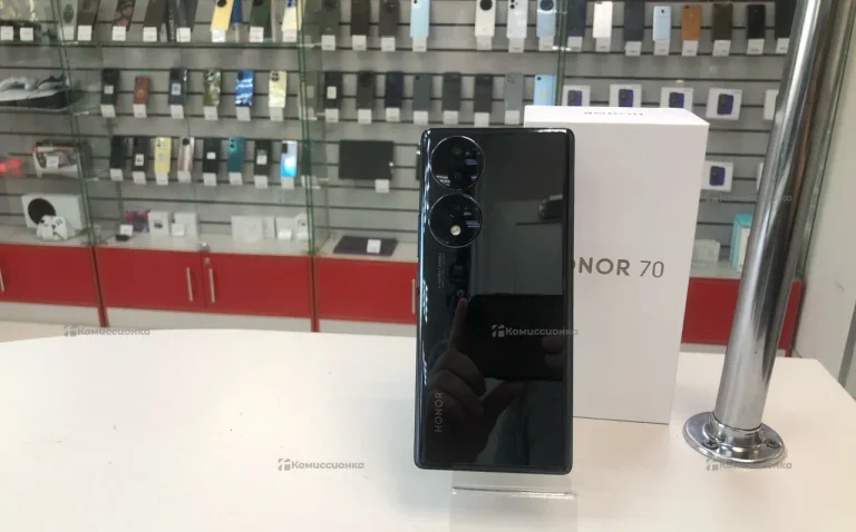 Honor 70 12/256 ГБ
