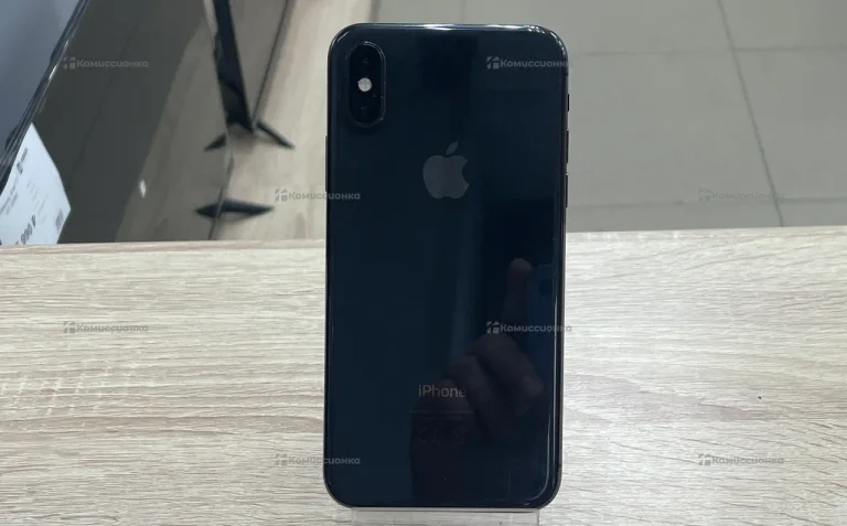 Apple iPhone XS 4/64 ГБ