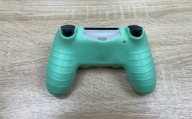 Купить Геймпад для PS4 копия б/у , в Тольятти Цена:690рублей