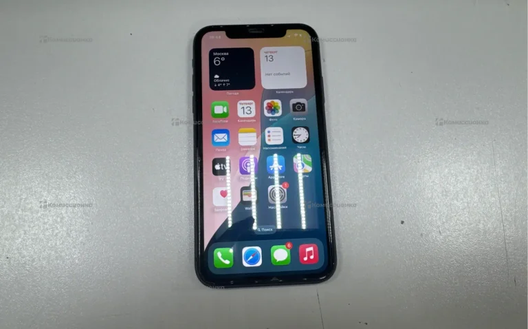 Apple iPhone 11 4/128 ГБ