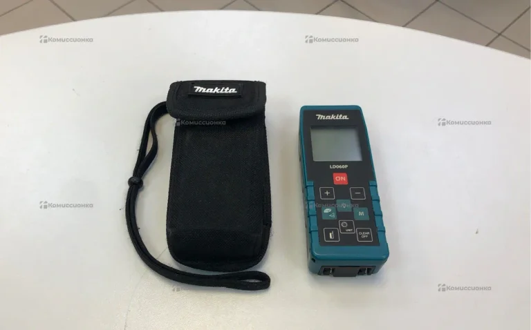 Лазерный дальномер Makita LD060P